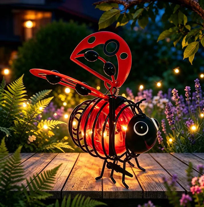 Dlosyvo® 🐝Outdoor Hanging Solar Bee Light - Perfect Gift For Plant Lovers Moms Or Literally Anyone Who Smiles❤️